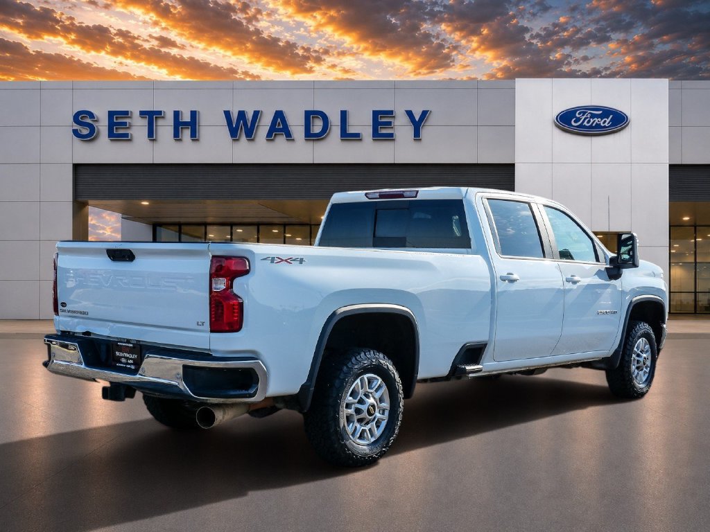 Used 2021 Chevrolet Silverado 2500 LT w/ Convenience Package AWD/4WD image 7