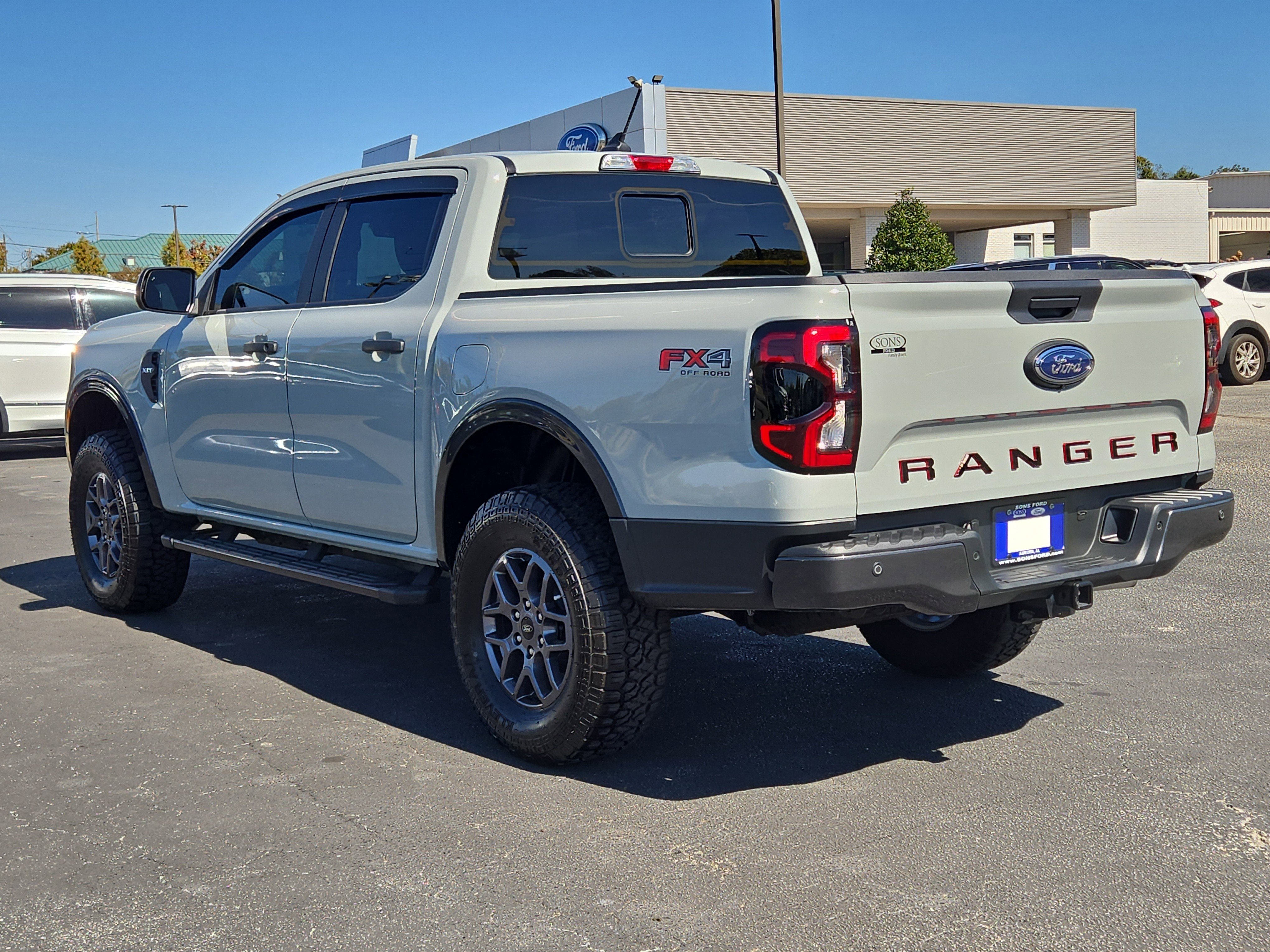 Certified 2024 Ford Ranger XLT w/ FX4 Off-Road Package image 8