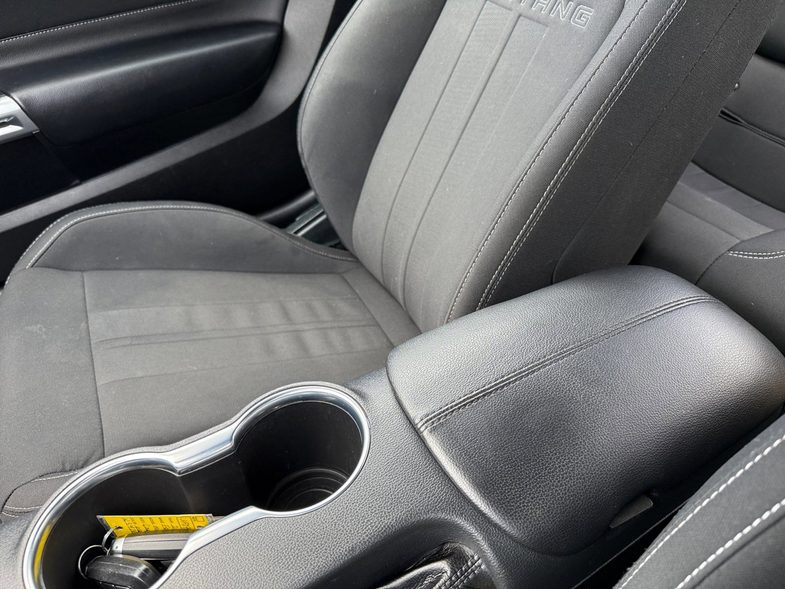 Certified 2022 Ford Mustang Coupe RWD image 14