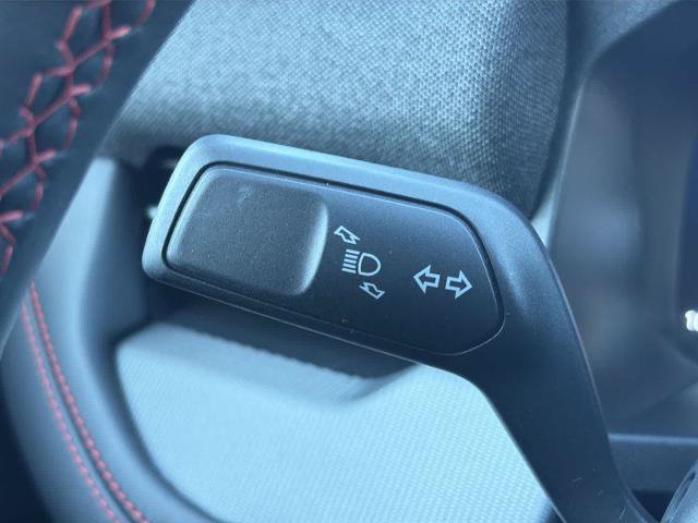 Certified 2025 Ford Explorer ST-Line AWD/4WD image 26