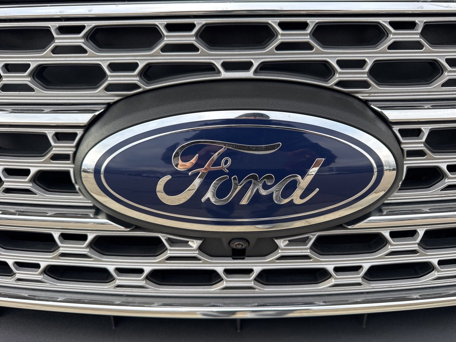 Certified 2022 Ford Explorer Limited w/ Equipment Group 301A image 14