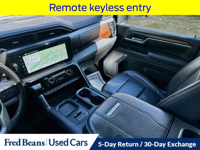 Used 2024 GMC Sierra 3500 Denali w/ Denali Reserve Package AWD/4WD image 32