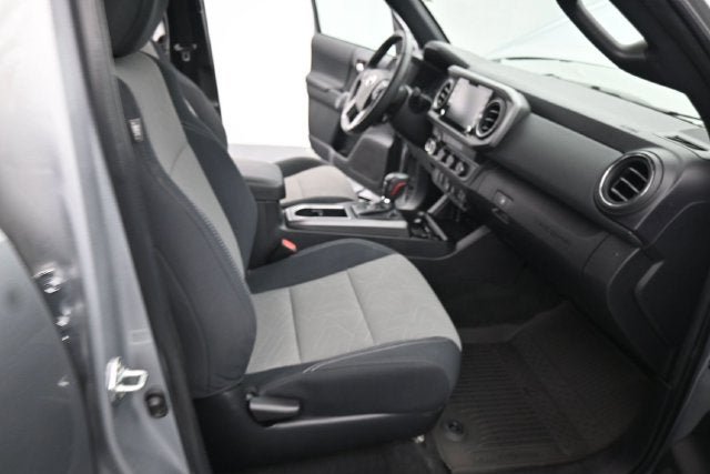 Used 2023 Toyota Tacoma TRD Off-Road AWD/4WD image 15