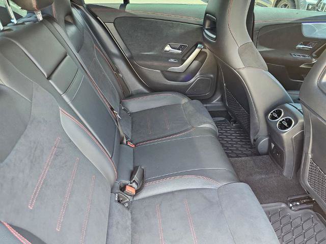 Used 2023 Mercedes-Benz CLA 250 image 14