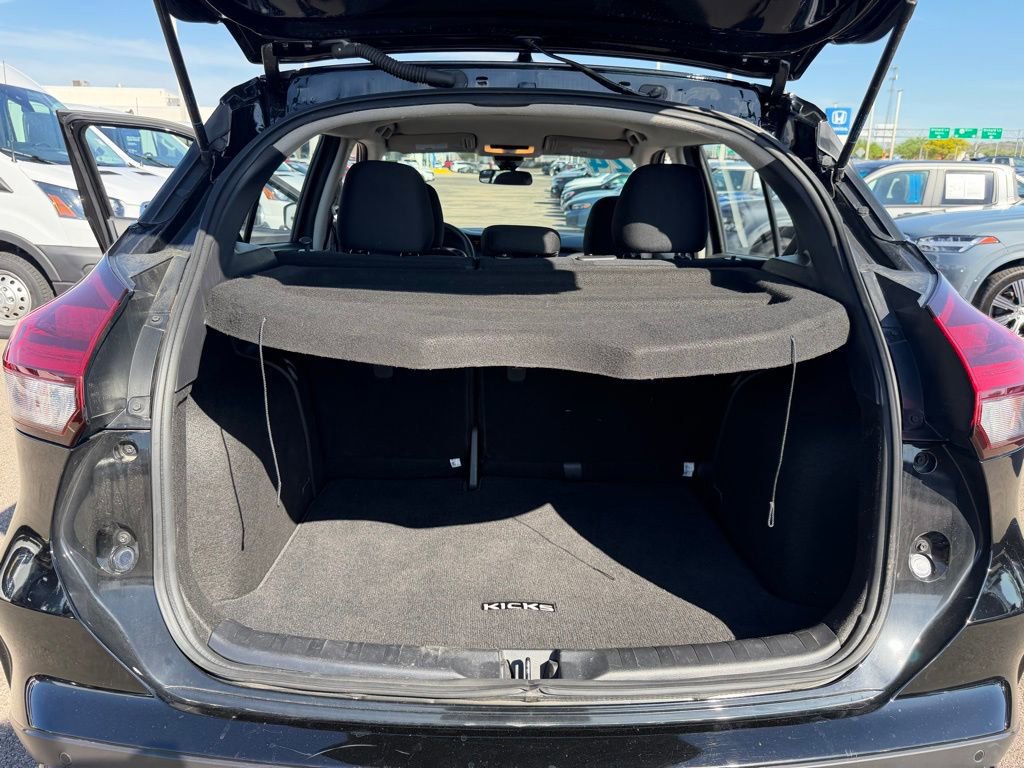 Used 2024 Nissan Kicks S image 27
