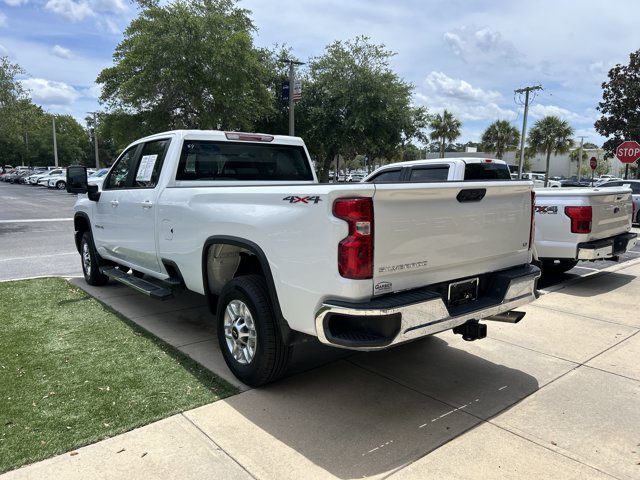 Used 2025 Chevrolet Silverado 2500 LT w/ Convenience Package AWD/4WD image 6