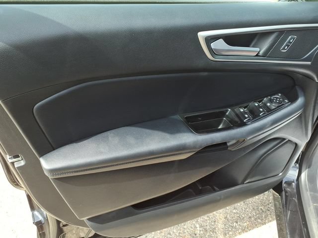 Certified 2018 Ford Edge SEL w/ Equipment Group 201A AWD/4WD image 11