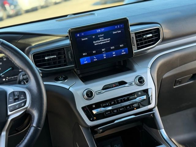 Certified 2020 Ford Explorer XLT w/ Equipment Group 202A image 37