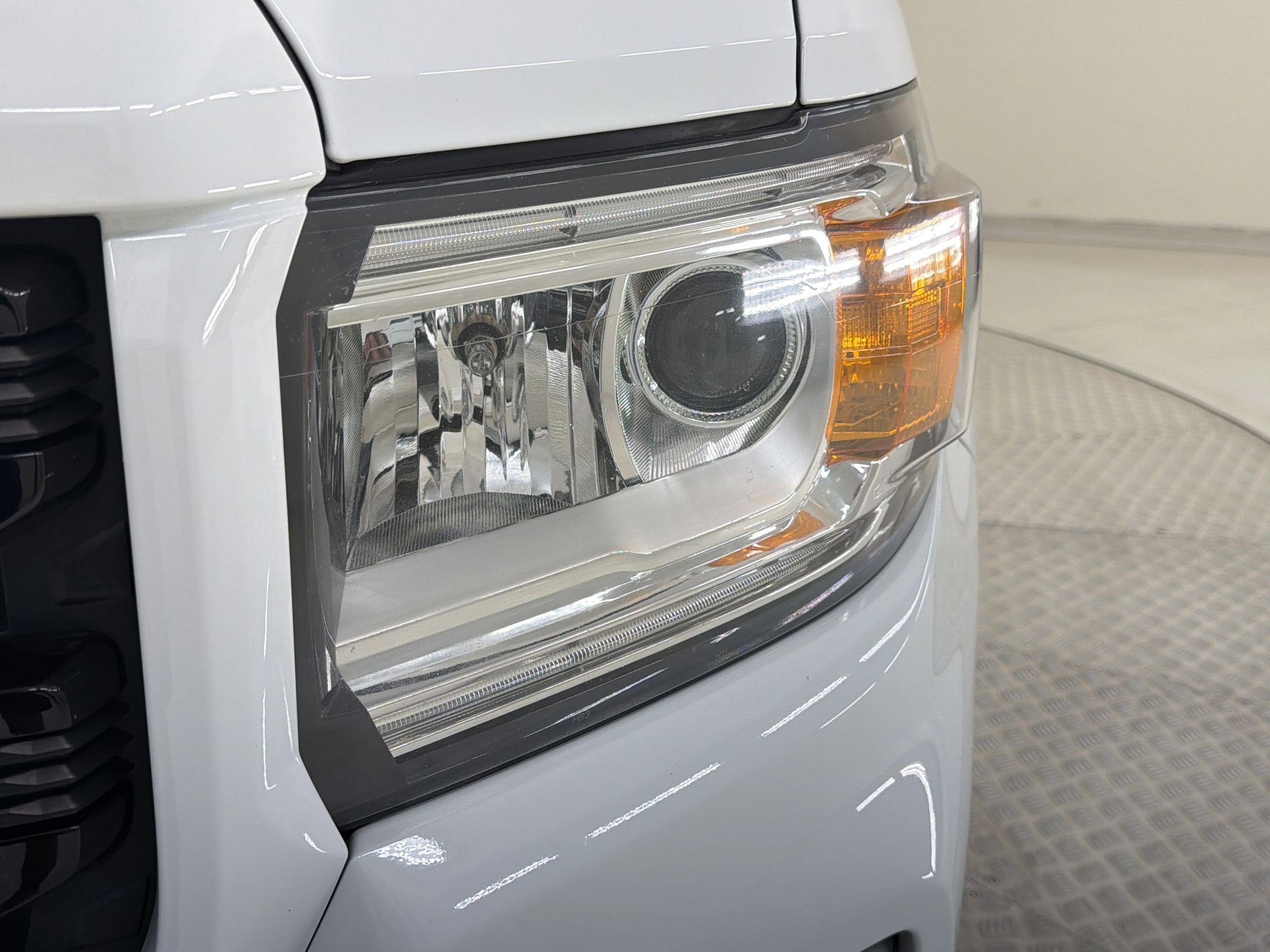Used 2021 GMC Canyon Elevation w/ Trailering Package RWD image 11
