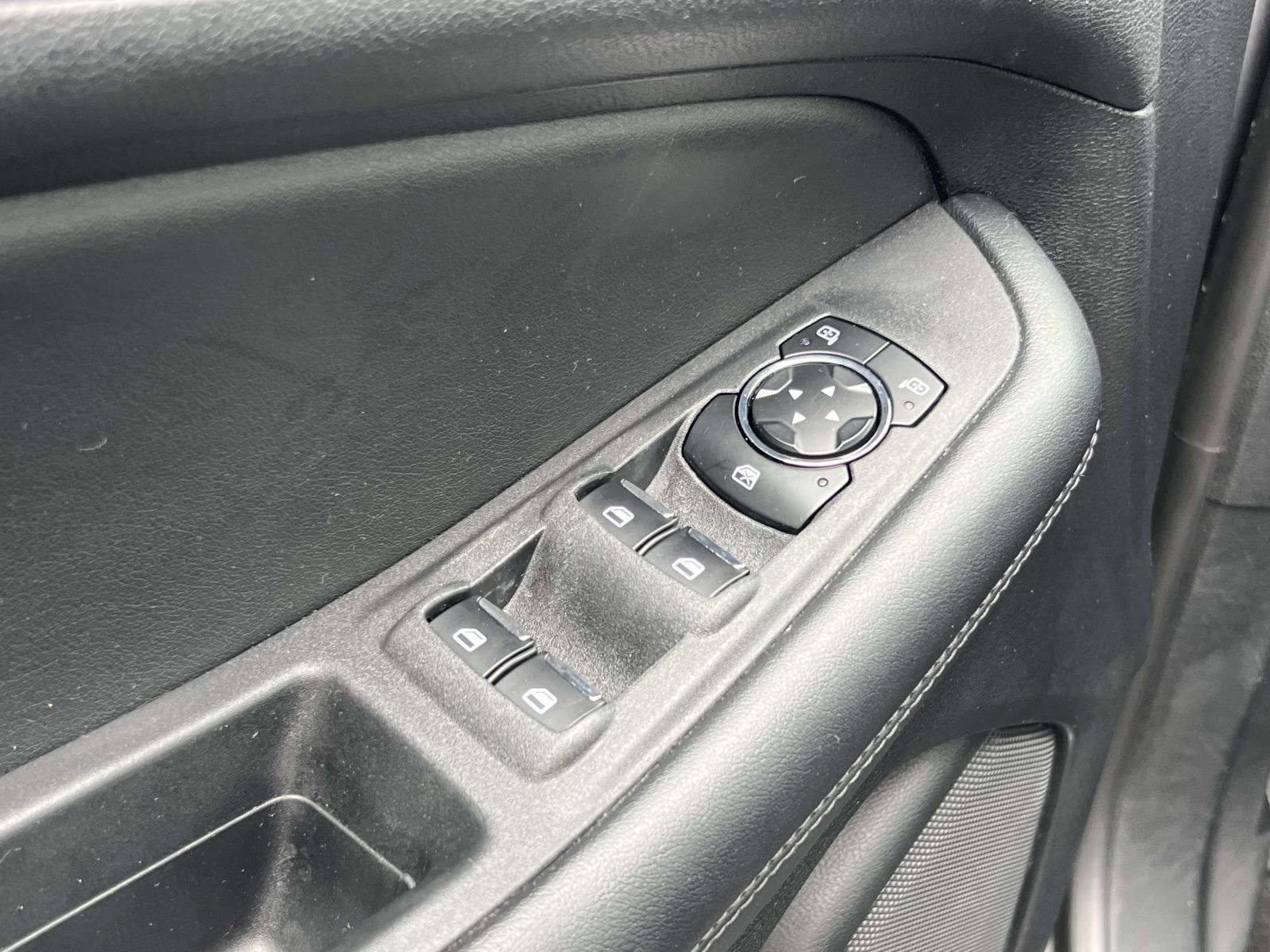 Certified 2024 Ford Edge SEL image 33