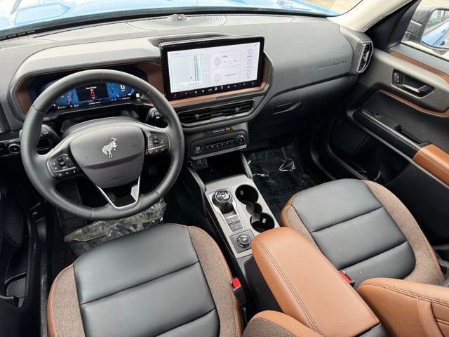 Certified 2025 Ford Bronco Sport Outer Banks w/ Outer Banks Tech Package+ AWD/4WD image 12