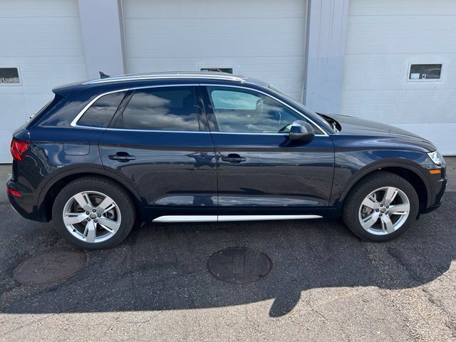 Used 2019 Audi Q5 2.0T Premium Plus w/ Premium Plus Package AWD/4WD image 6