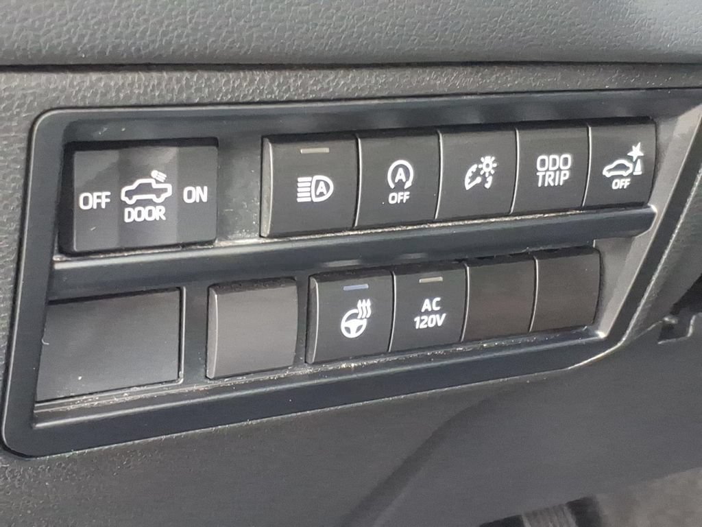 Used 2023 Toyota Tundra Limited AWD/4WD image 20
