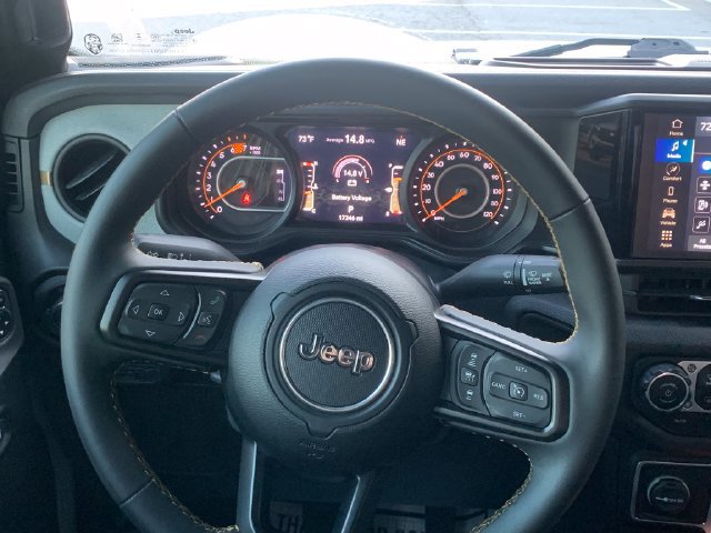 Used 2024 Jeep Wrangler Unlimited Sport AWD/4WD image 14