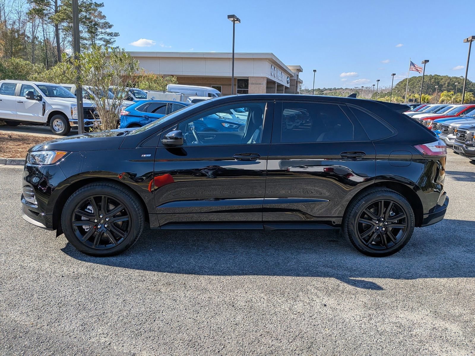 Certified 2024 Ford Edge ST-Line image 2