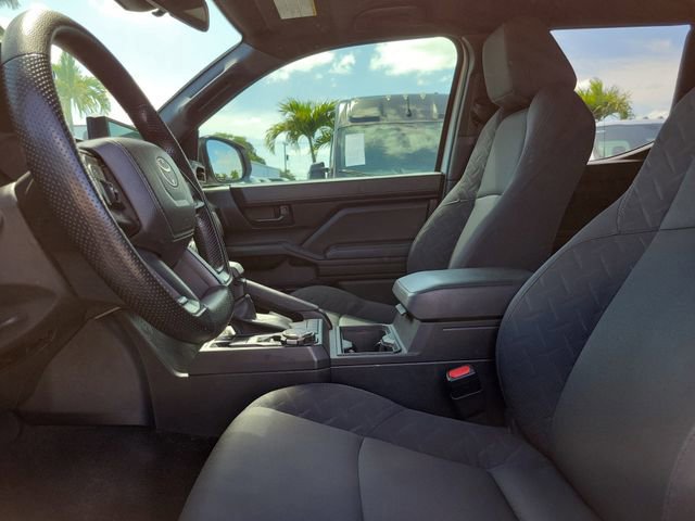 Used 2024 Toyota Tacoma SR AWD/4WD image 19