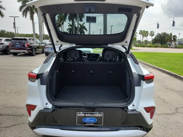 Used 2024 Buick Envista Sport Touring w/ Convenience I Package FWD image 30
