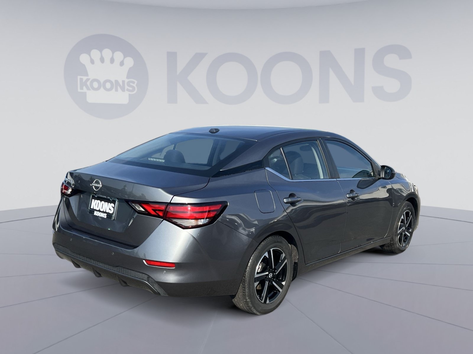 Used 2025 Nissan Sentra SV FWD image 11