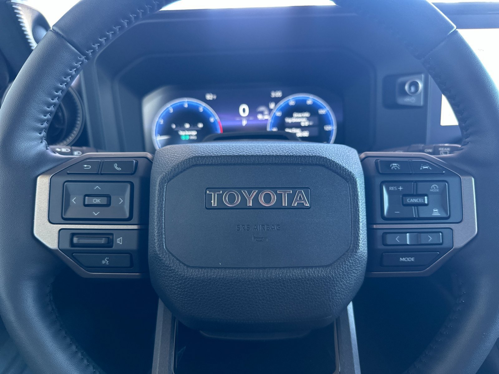 Used 2026 Toyota Land Cruiser w/ Premium Package AWD/4WD image 26