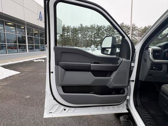 Certified 2025 Ford F250 XLT image 10