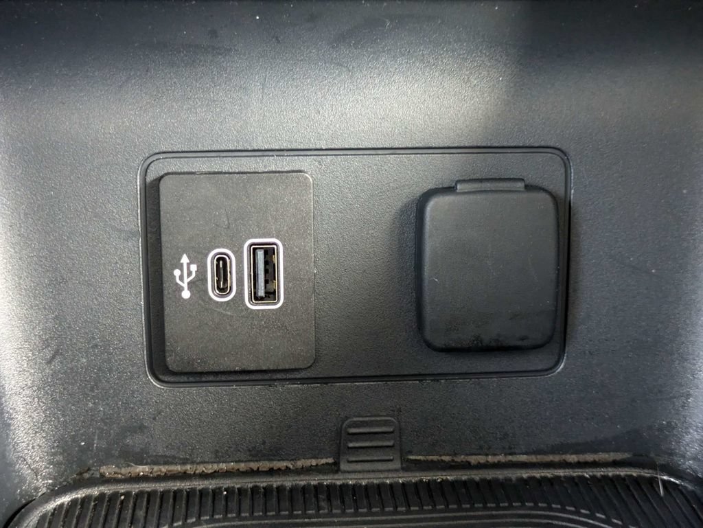 Certified 2026 Ford Explorer Active RWD image 24
