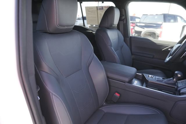 Used 2025 Lexus GX 550 w/ Cold Area Package image 20