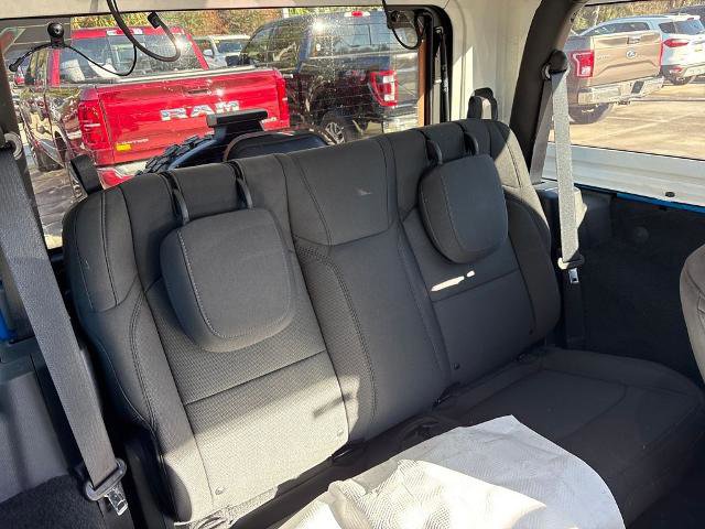 Used 2022 Jeep Wrangler Willys image 30
