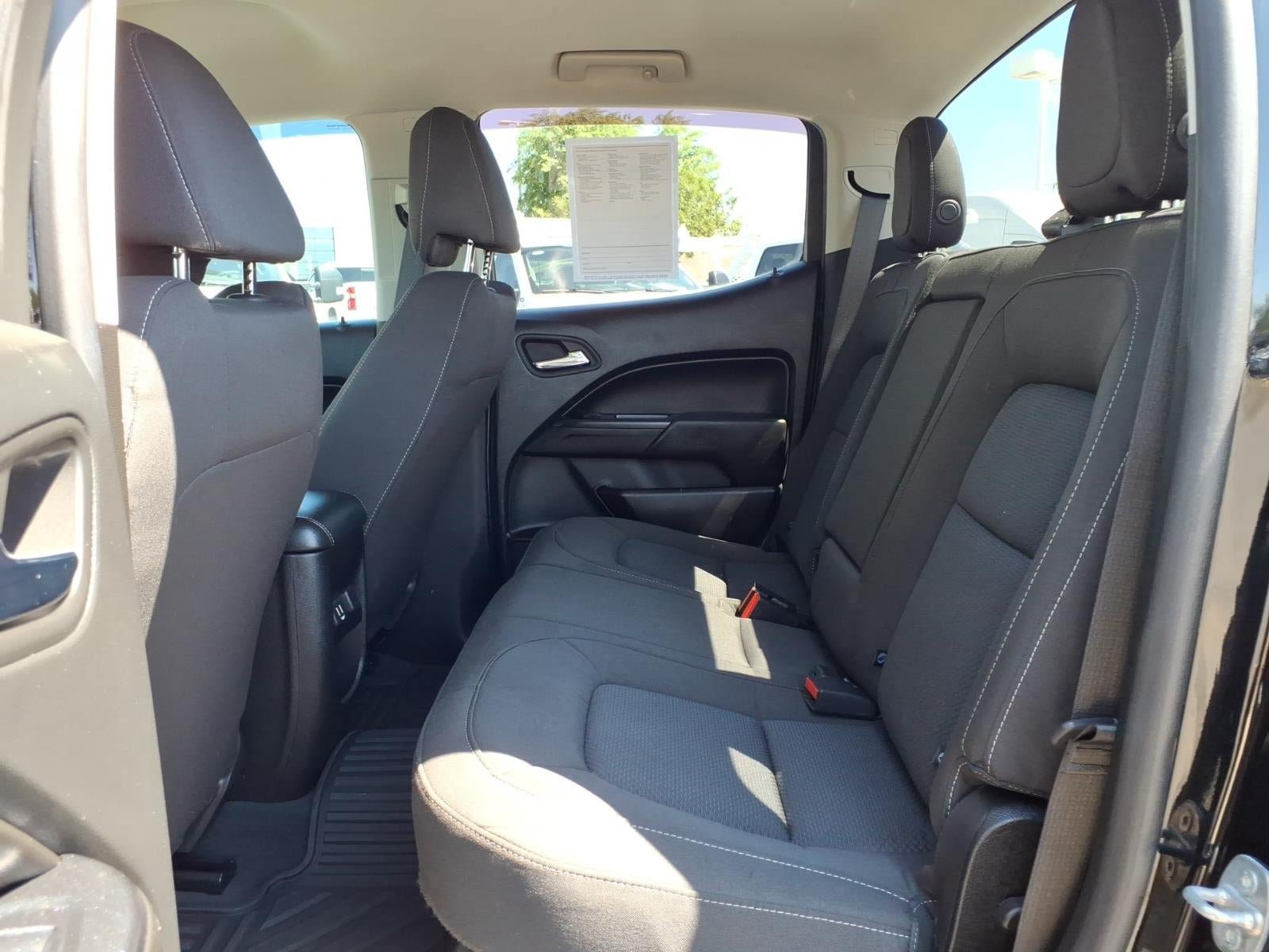 Used 2020 Chevrolet Colorado LT w/ Safety Package RWD image 17