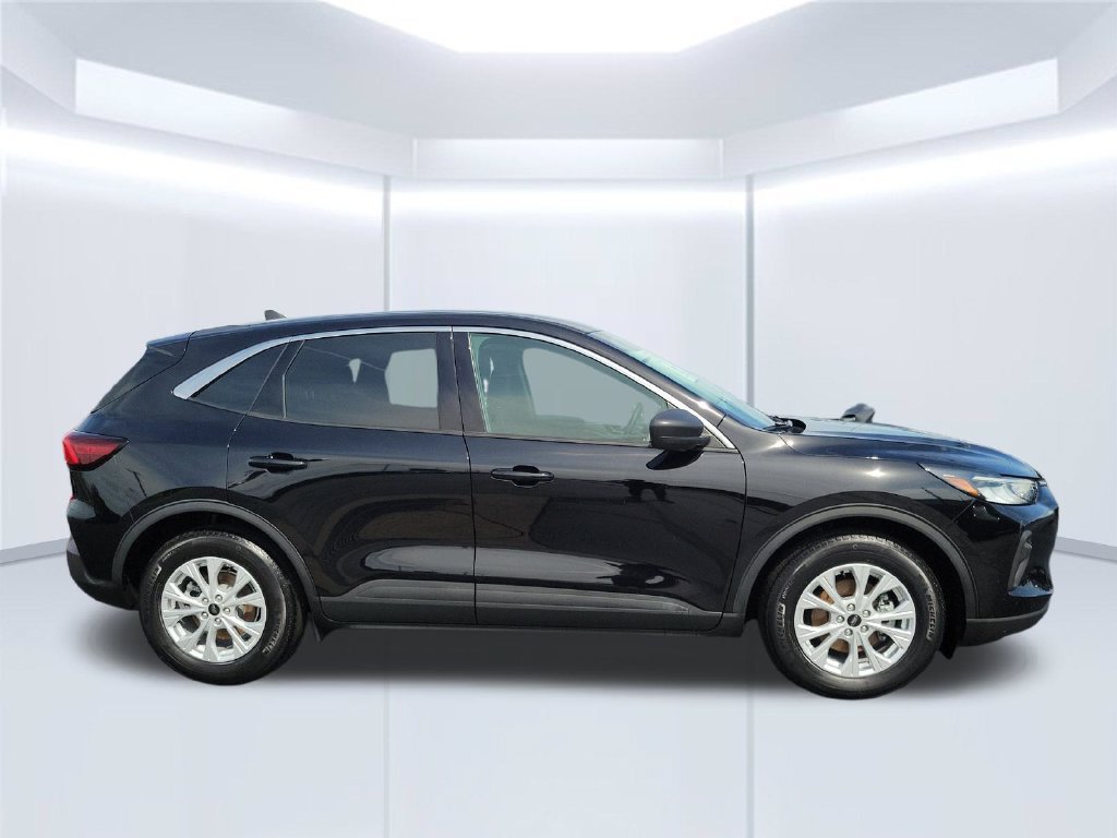 Certified 2024 Ford Escape Active w/ Tech Pack #1 FWD image 4