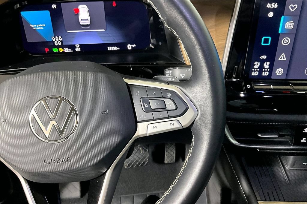 Used 2025 Volkswagen Atlas SE FWD image 15