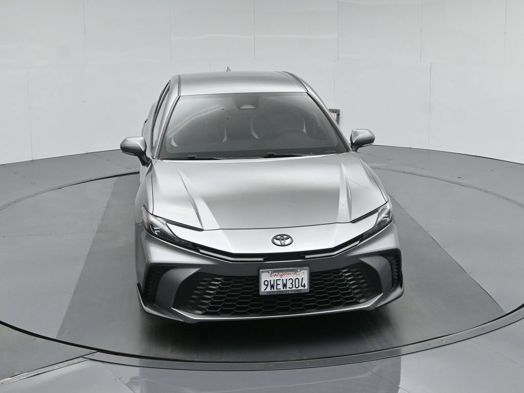 Used 2025 Toyota Camry SE FWD image 41