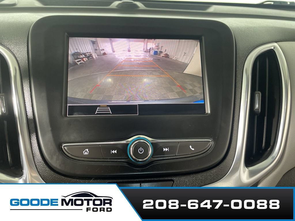Used 2022 Chevrolet Equinox LS AWD/4WD image 16