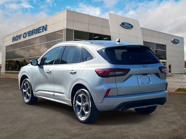 Certified 2024 Ford Escape ST-Line w/ Tech Pack #1 AWD/4WD image 3