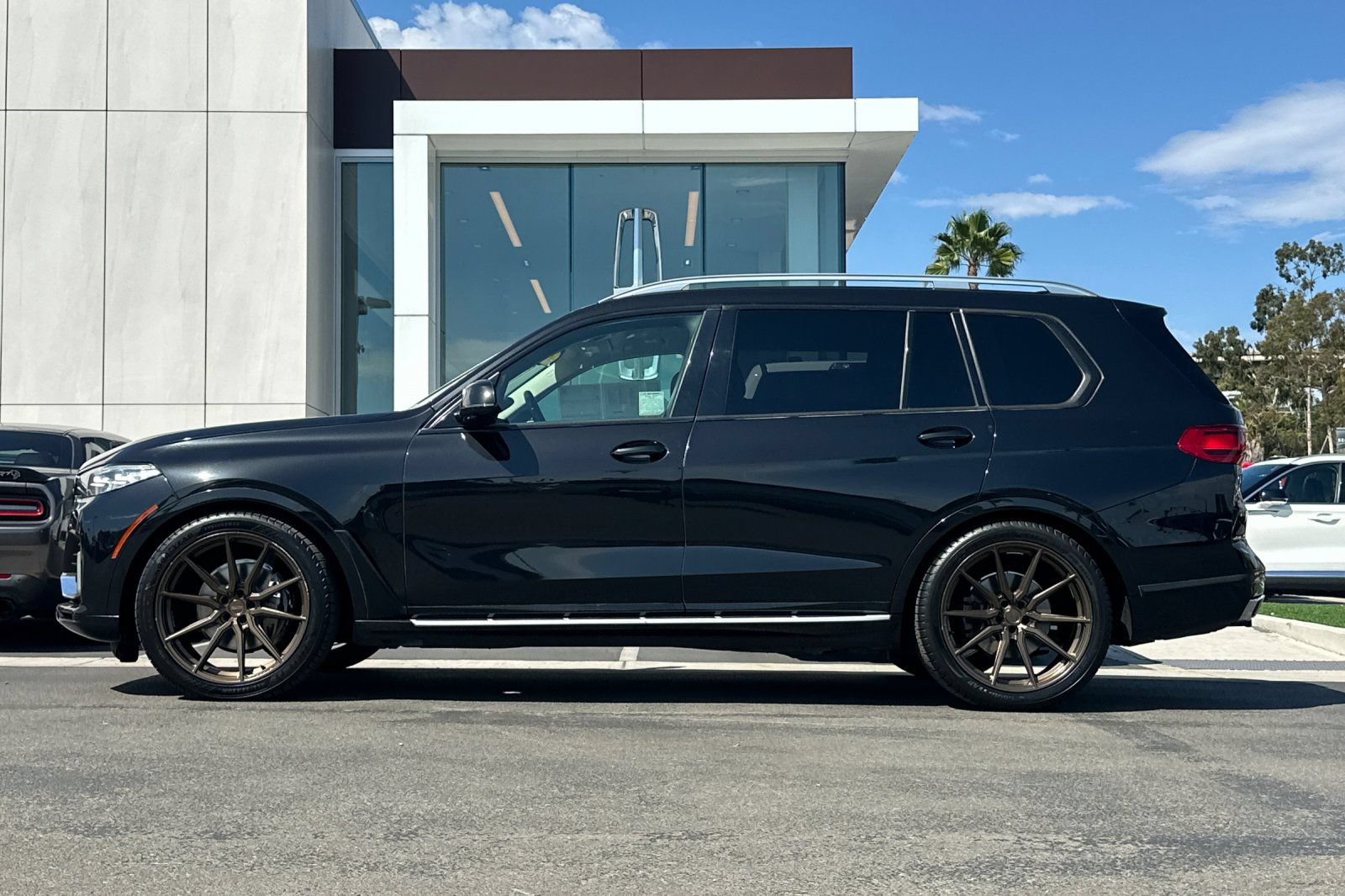 Used 2020 BMW X7 xDrive40i w/ Cold Weather Package AWD/4WD image 6