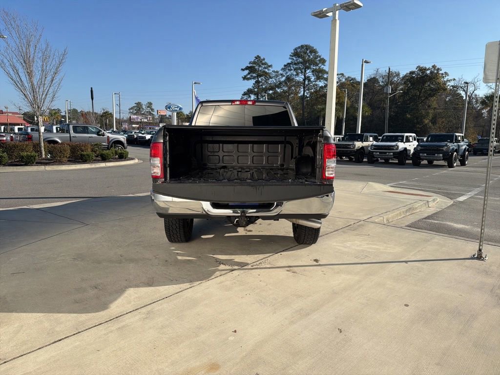 Used 2021 RAM 2500 Tradesman w/ Chrome Appearance Group image 5