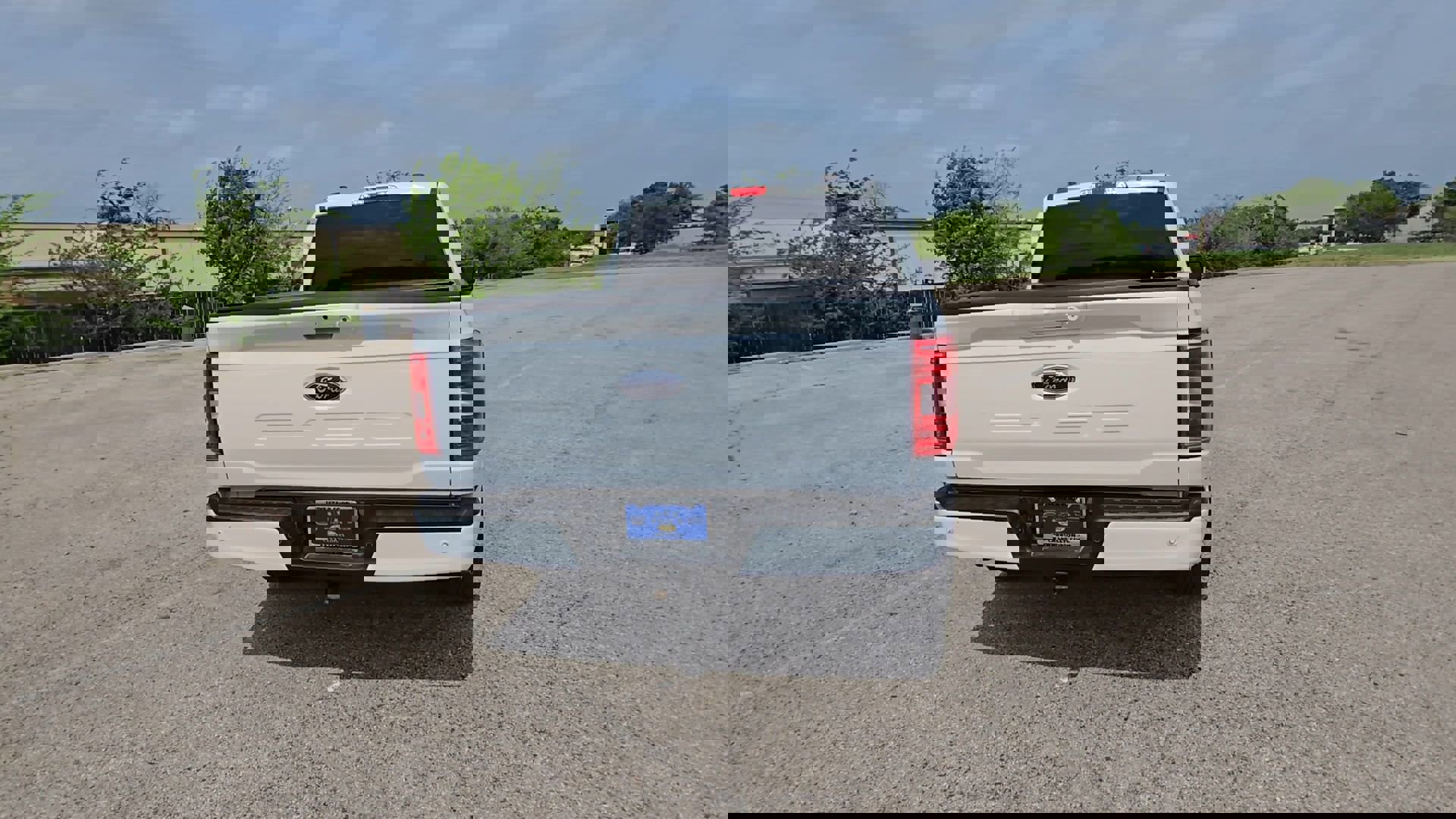 Certified 2023 Ford F150 XLT w/ Equipment Group 302A High image 4