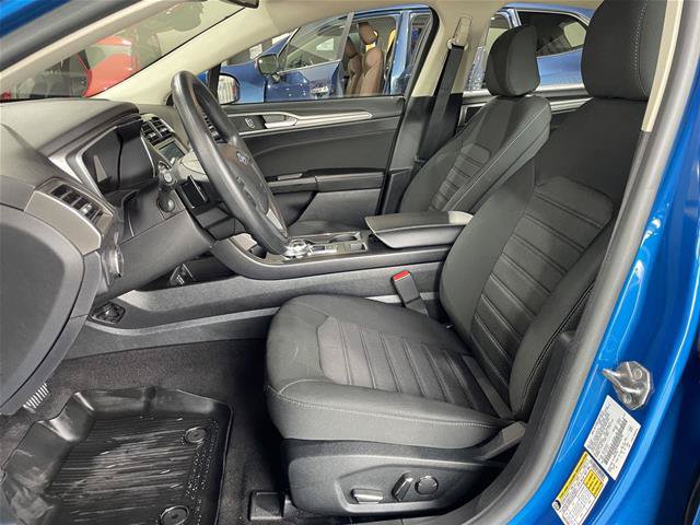 Certified 2020 Ford Fusion SE AWD/4WD image 18
