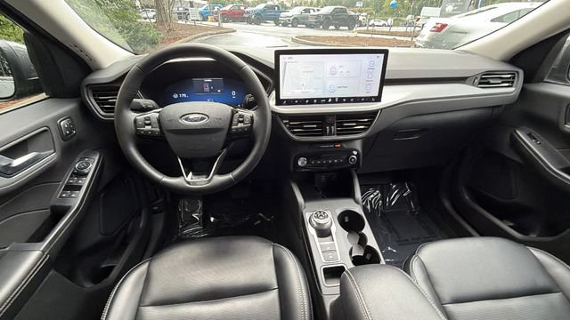 Certified 2024 Ford Escape Platinum AWD/4WD image 23
