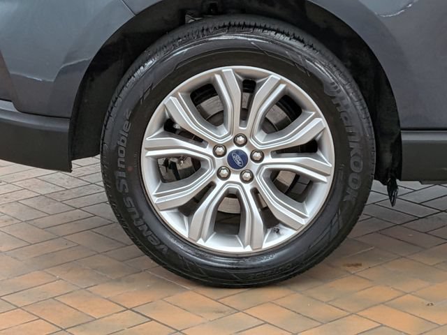 Certified 2022 Ford Edge Titanium w/ Equipment Group 301A AWD/4WD image 10