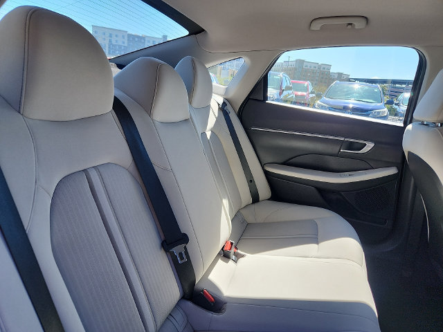 Used 2023 Hyundai Sonata Blue FWD image 28