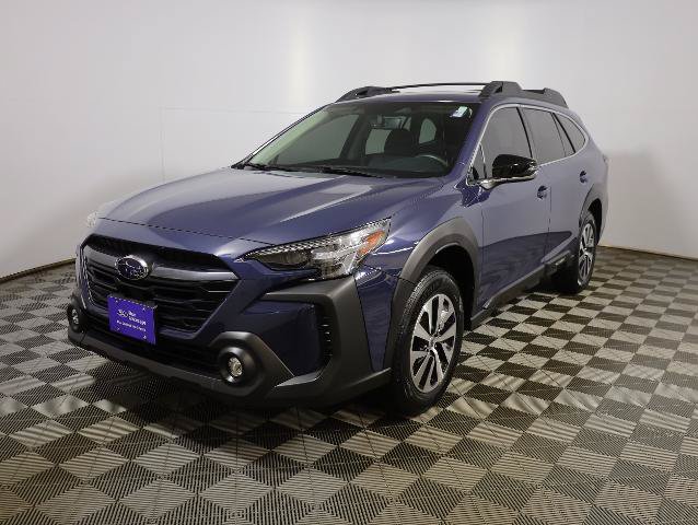 Used 2025 Subaru Outback Premium w/ Popular Package #1A AWD/4WD image 3