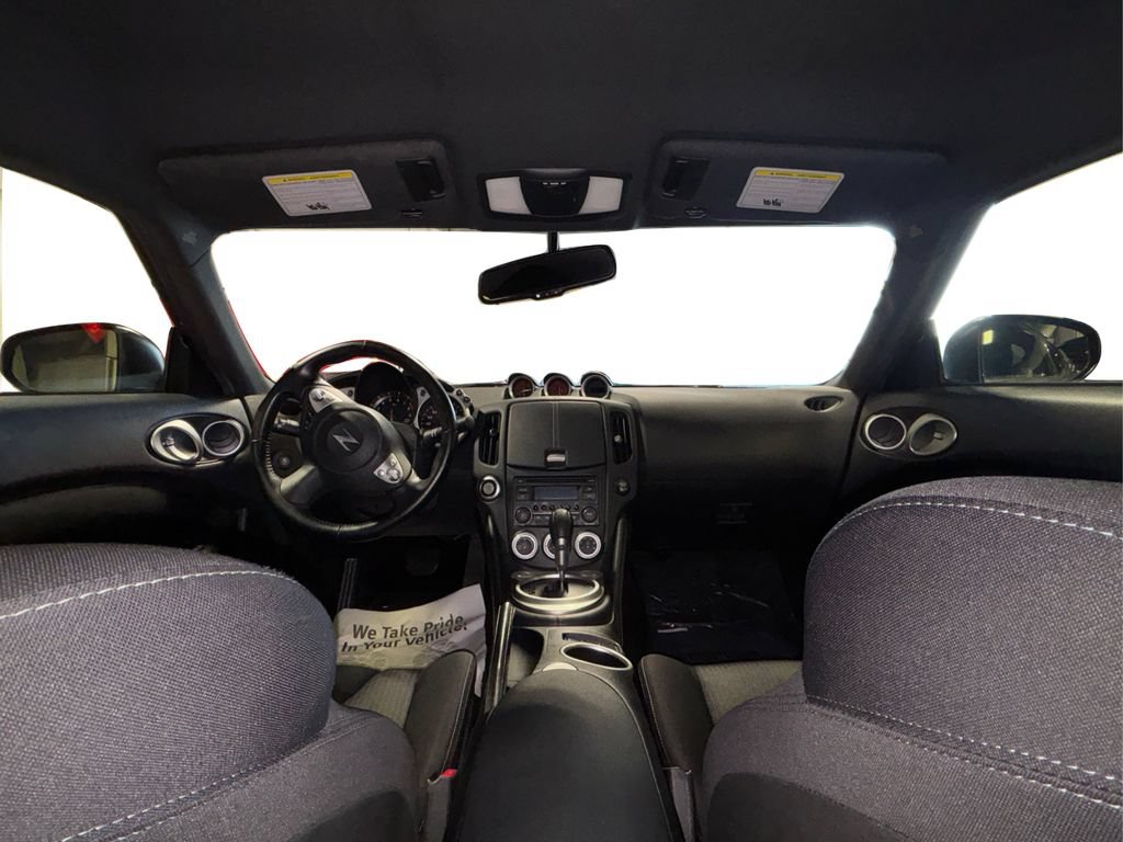 Used 2020 Nissan 370Z Coupe RWD image 26