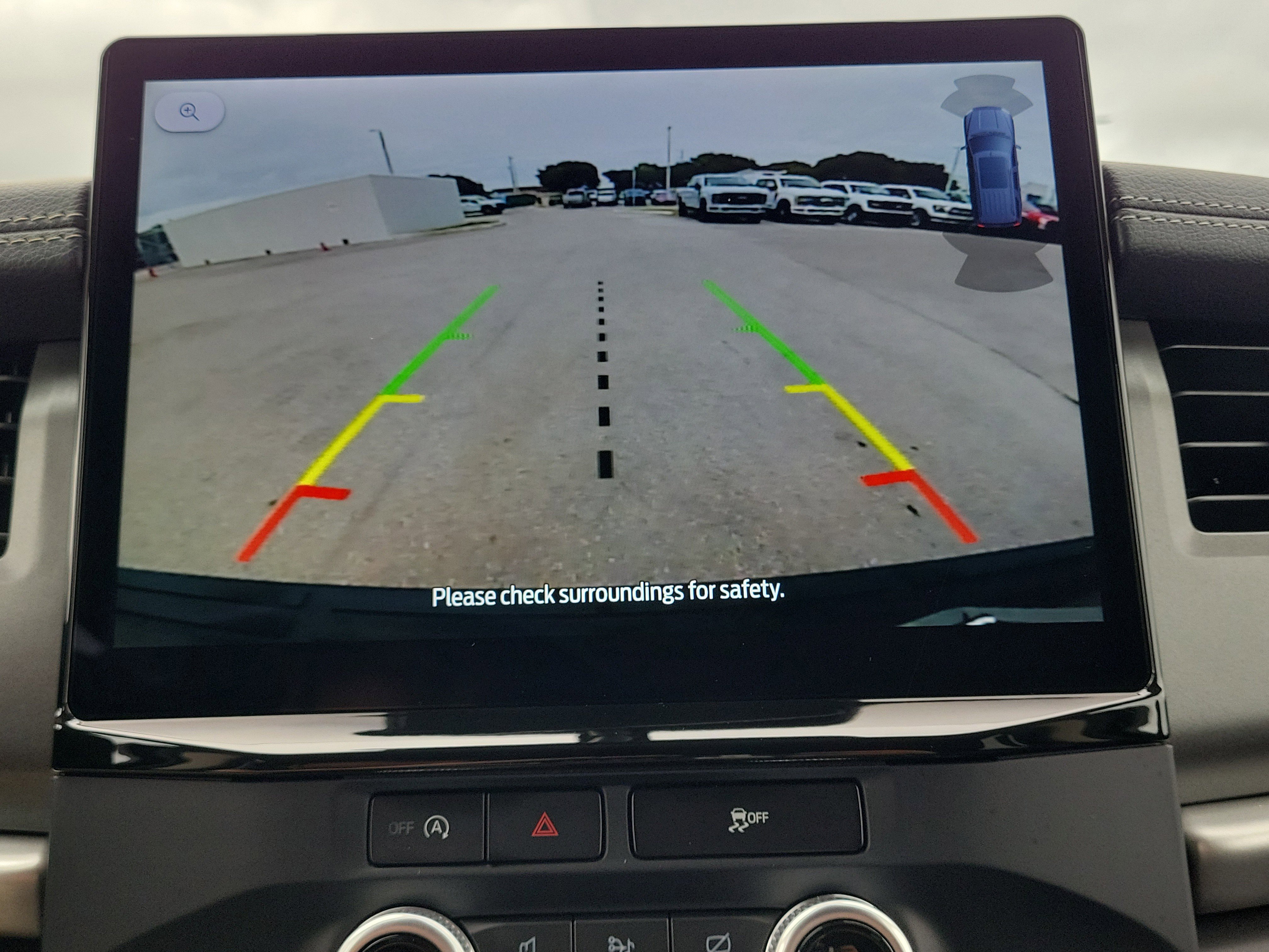 Certified 2024 Ford Expedition XLT image 11