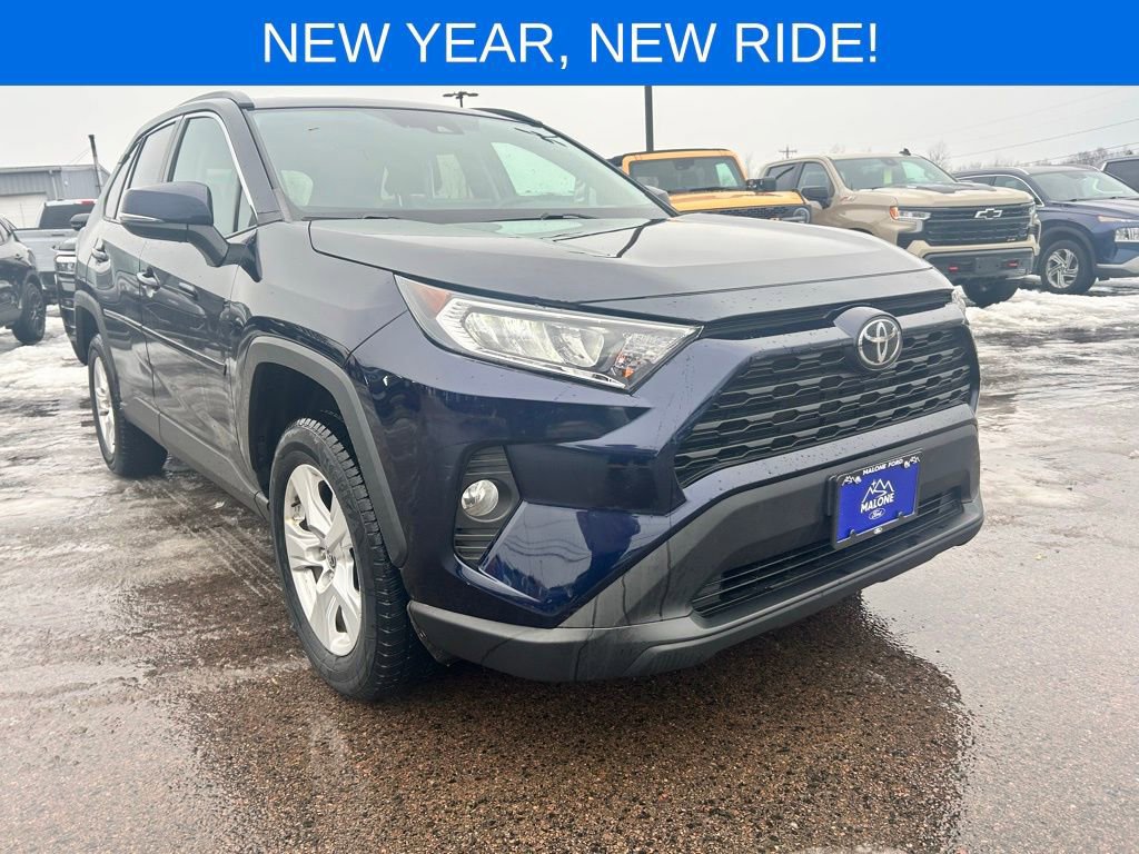 Used 2021 Toyota RAV4 XLE image 8