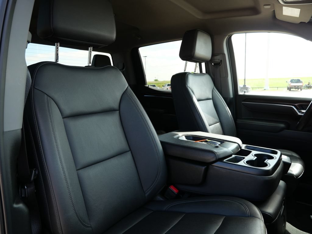 Used 2025 GMC Sierra 1500 SLT AWD/4WD image 21