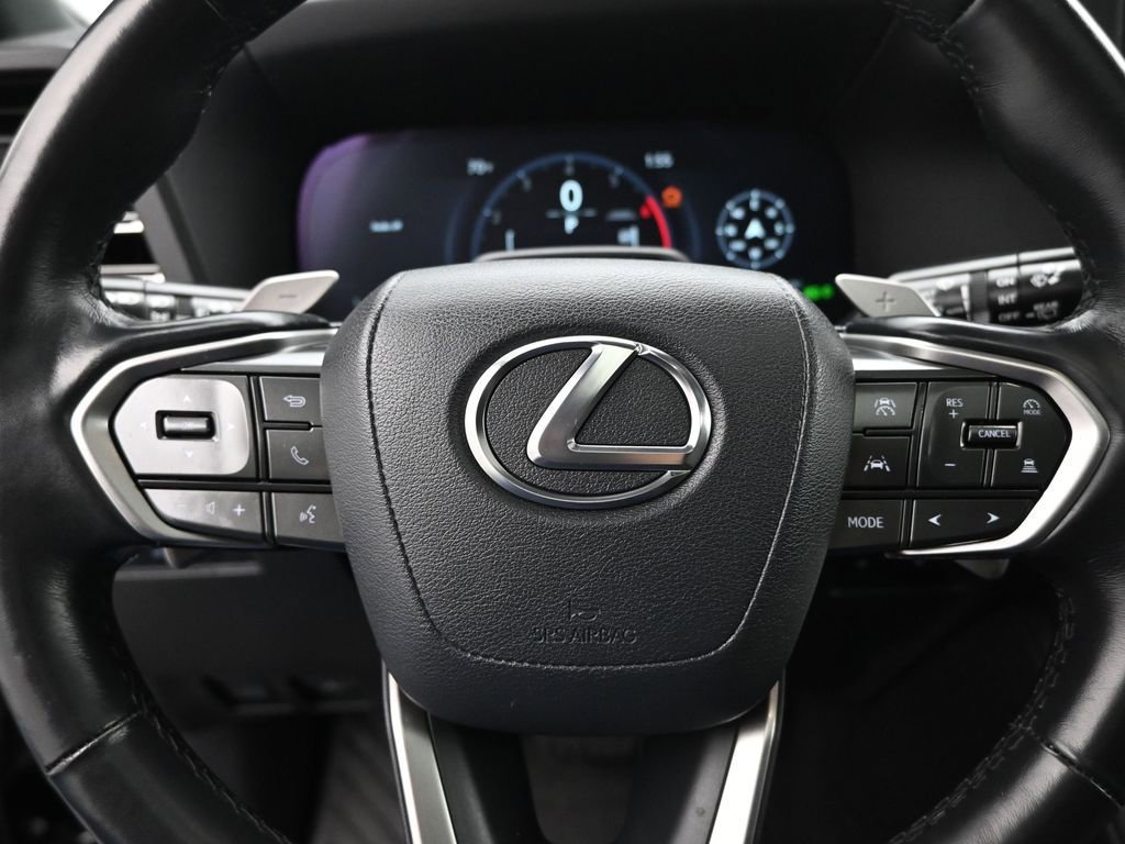 Used 2024 Lexus GX 550 image 12