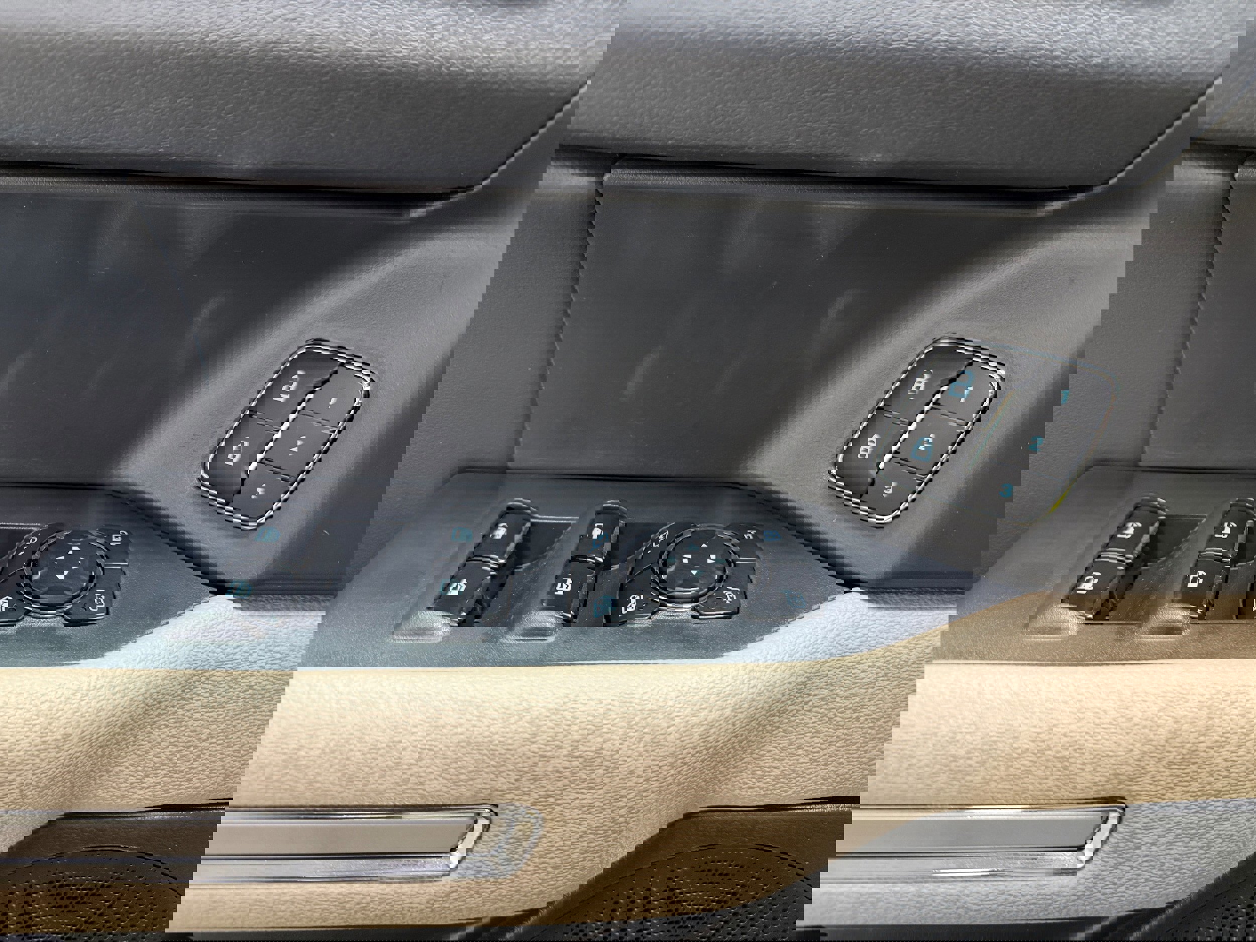 Certified 2024 Ford Expedition Max Limited image 18