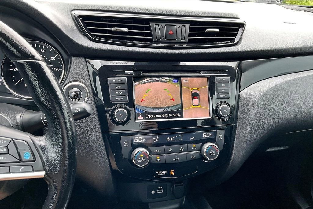 Used 2019 Nissan Rogue Sport SV w/ Technology Package FWD image 21