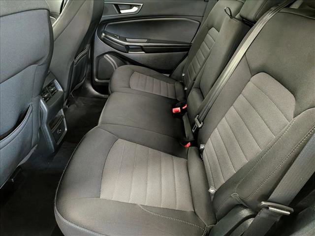 Certified 2022 Ford Edge SE w/ Black Appearance Package AWD/4WD image 17