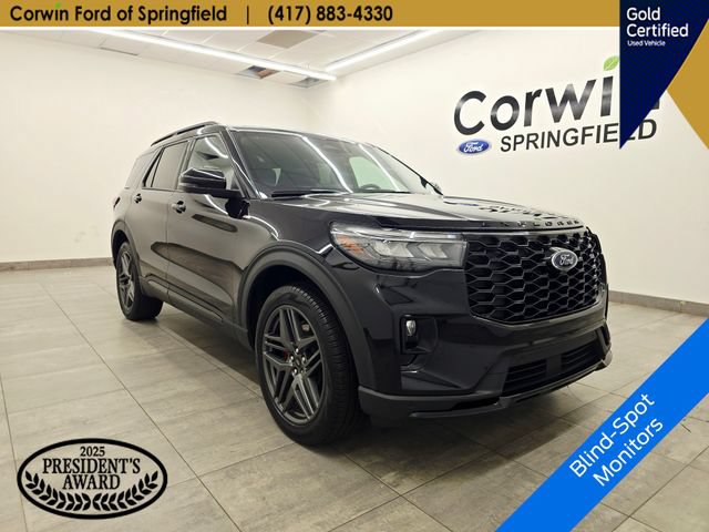Certified 2025 Ford Explorer ST-Line w/ ST-Line Street Pack AWD/4WD image 7